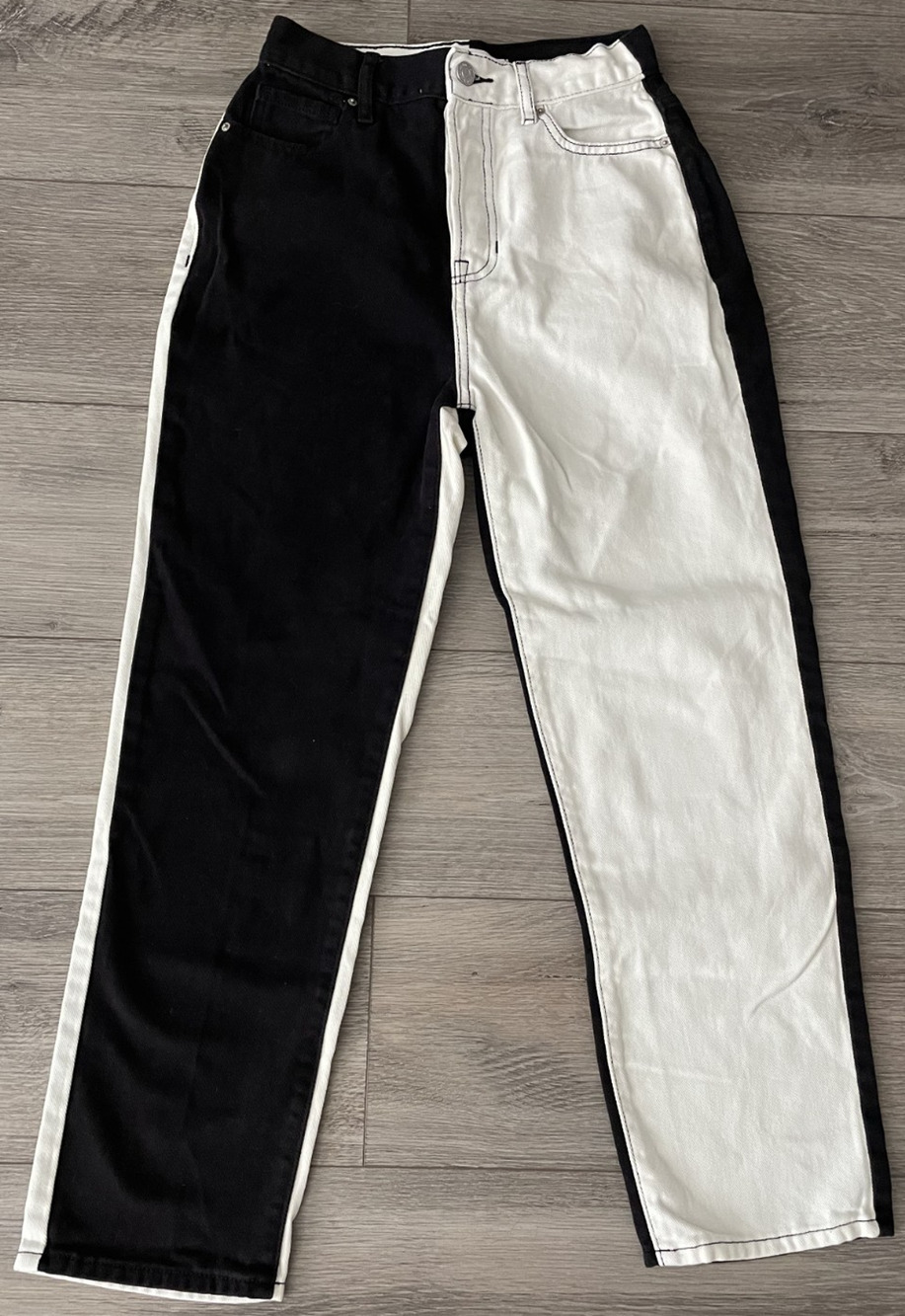 PacSun Women’s High Rise Straight White Jeans Size 25